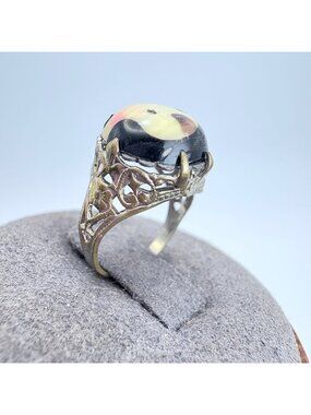 Stylized Dog Face Pierced Filigree Design Prong Set Ring Silver Enamel Size 2.75